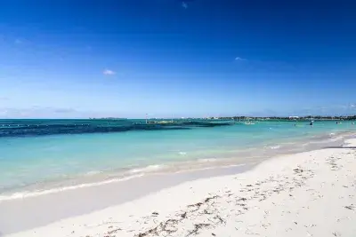 cable-beach-nassau