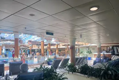 radiance of the seas solarium