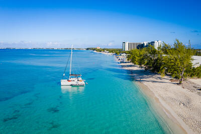 Seven-Mile-Beach-Cayman