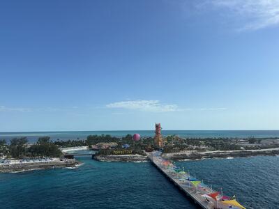 Perfect-Day-At-CocoCay-Sailaway-Reflection