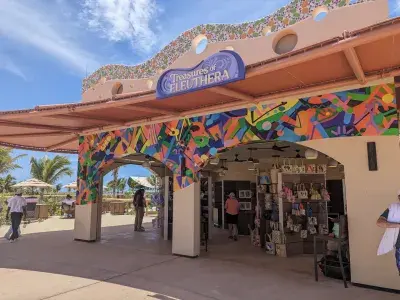 Lookout-Cay-Shopping