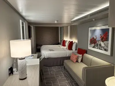 ASCENT-INFINITE-VERANDA-1