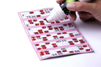 Bingo-Cards-and-Dauber