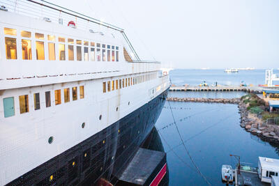 Queen Mary ship exterior