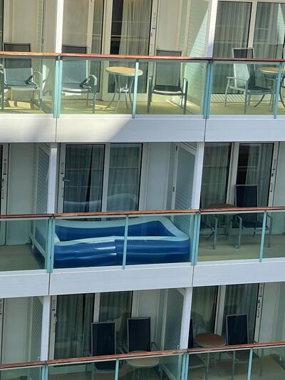 Inflatable-Pool-Balcony