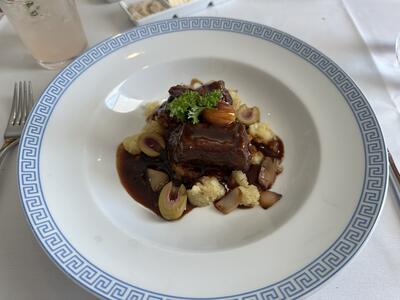 Short-ribs-ascent-main-dining