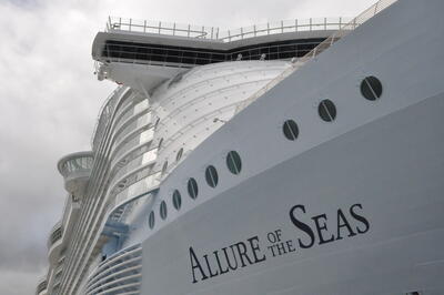 Allure-of-the-Seas-1