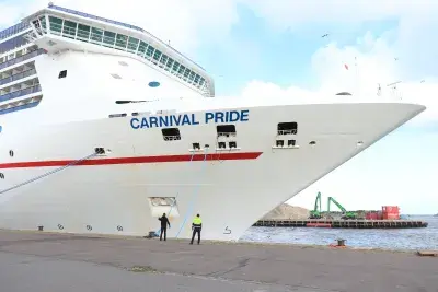 Carnival-Pride-Docked