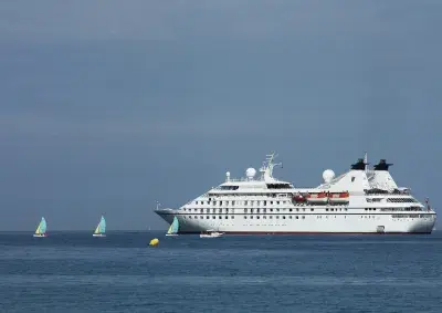 Seabourn-Legend