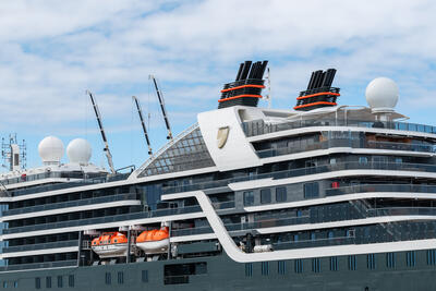 Seabourn Pursuit in Antarctica 