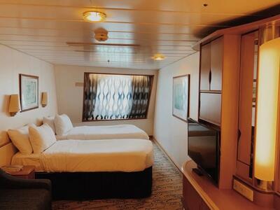 Voyager of the Seas cabin