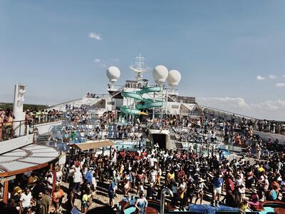 carnival valor