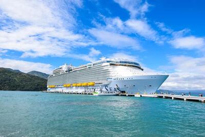 Wonder of the Seas in Labadee