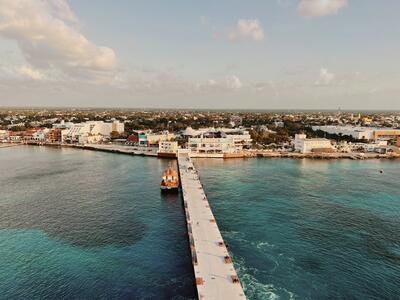 Cozumel Pier Runners