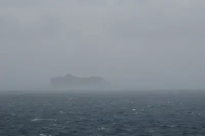 Cruise-Ship-bad-Weather