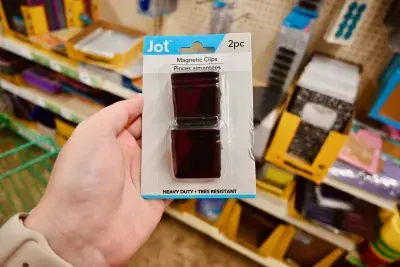 Dollar Store