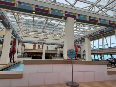 Solarium on Vision of the Seas