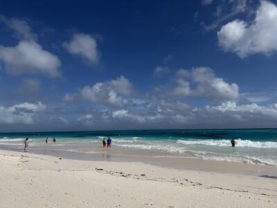 Lookout-Cay-Beach