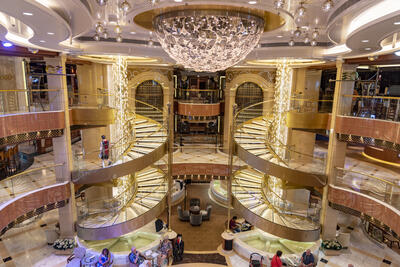 Regal-Princess-Atrium