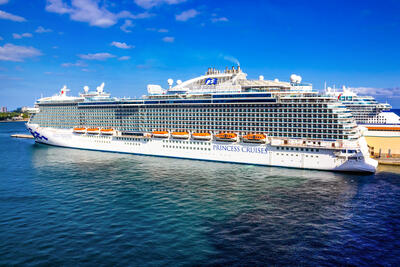 Regal-Princess-Docked