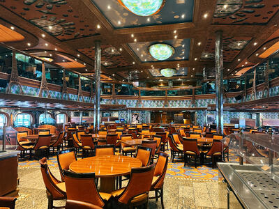 Carnival-Conquest-Main-Dining-Room