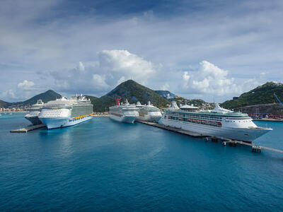 Cruise-Ships-St-Maarten