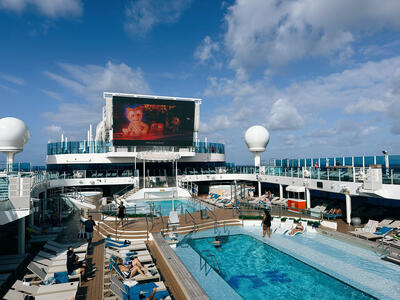 Sun-Princess-Pool-Deck-Movie