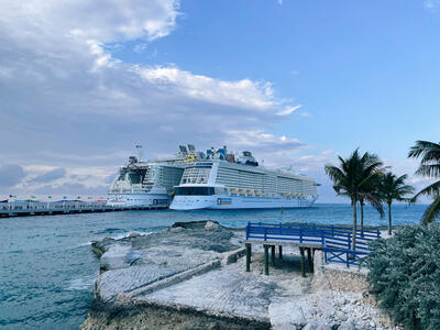 Symphony-Odyssey-Docked-CocoCay