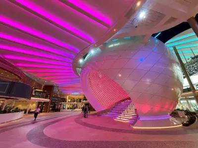 The Pearl on Icon of the Seas