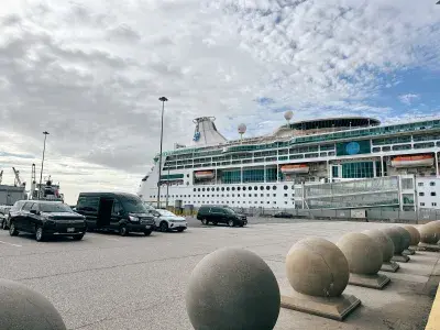 Vision-Docked-Baltimore-Disembarkation