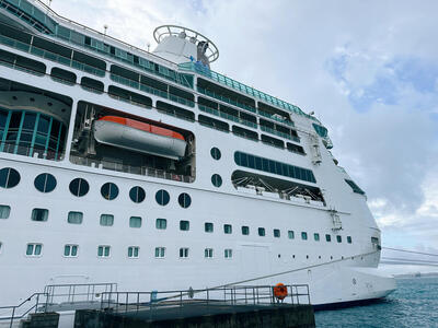 Vision-of-the-Seas-Docked-Bermuda-Aft