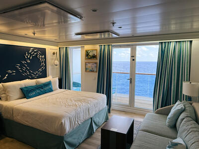 Grand-Terrace-Suite-Marg-Islander-At-Sea