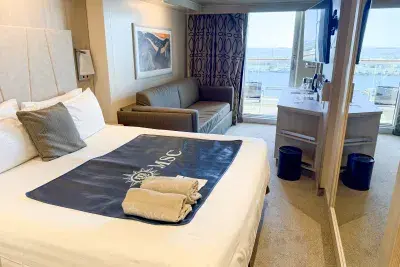 MSC Seashore balcony cabin
