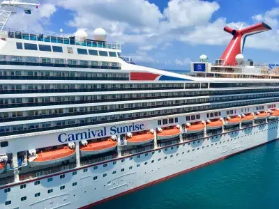 Carnival-Sunrise-in-Nassau