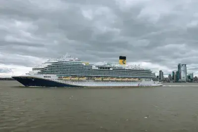 Carnival-Venezia-New-York-Departure