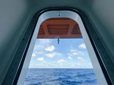 Celebrity-Ascent-Oceanview-Cabin-1