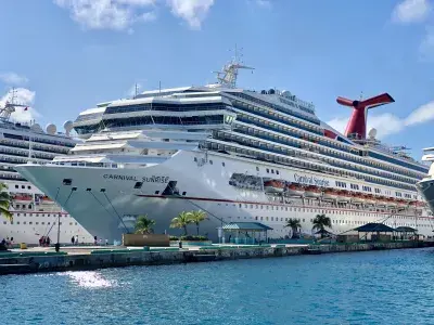 Carnival-Sunrise-Docked