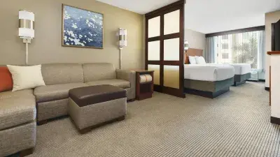 Hyatt-Place-Ft-Lauderdale-Airport