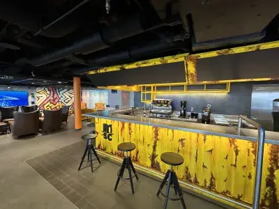 MSC-World-America-Box-Bar