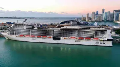 MSC-meraviglia-at-portmiami