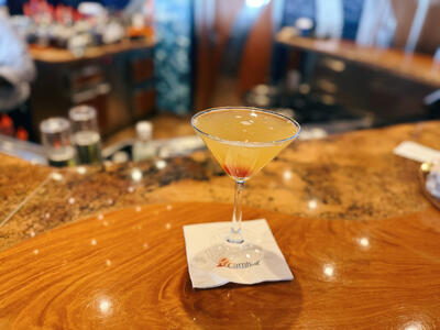 Carnival-Cocktail-Piano-Bar