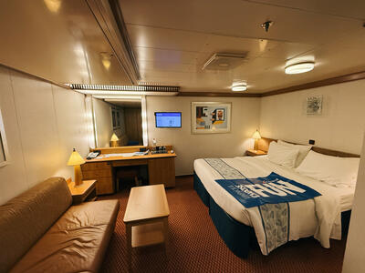 Carnival-Luminosa-Interior-Cabin-1