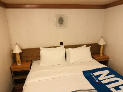 Carnival-Luminosa-Interior-Cabin-3