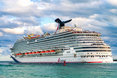 Carnival-Magic-Exterio