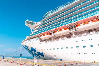 Diamond-Princess-Docked