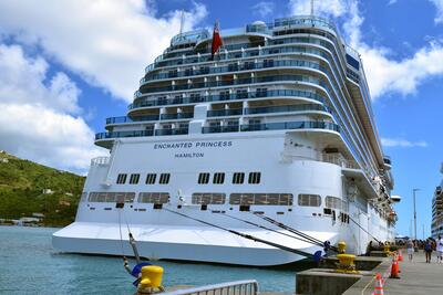 Enchanted-Princess-Aft-Docked