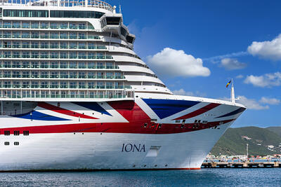 P&O-Iona-Docked