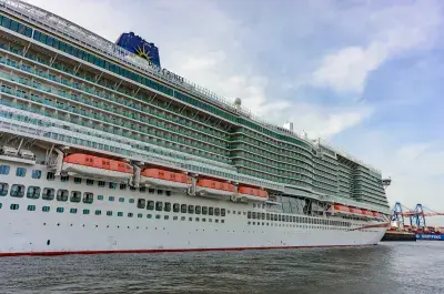P&O-Ship-Docked-in-Germany