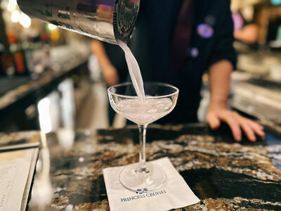Princess-Cruises-Crooners-Cocktail