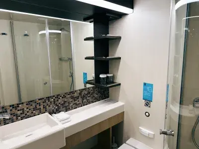 Quantum-Inside-Cabin-Bathroom